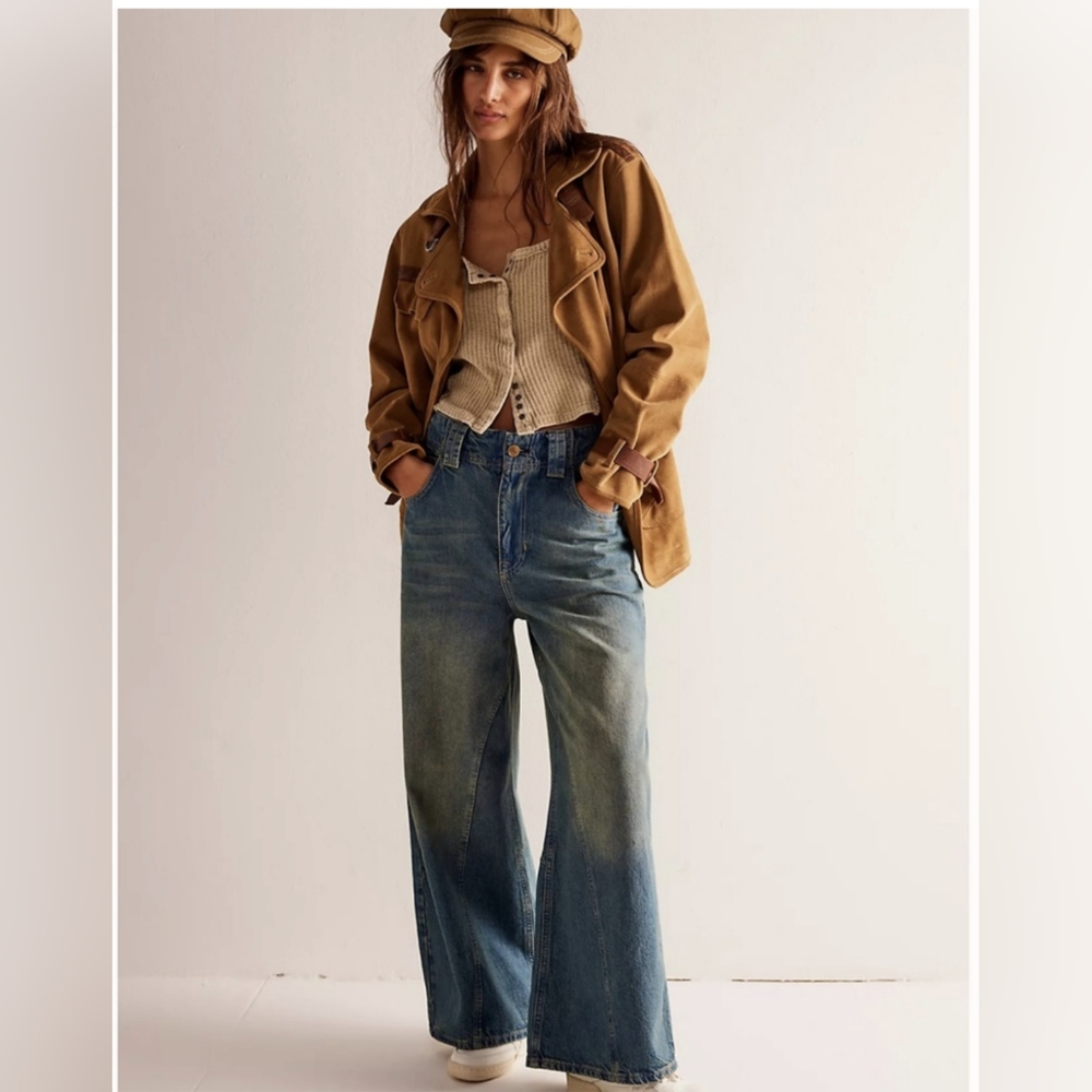 Free People We The Free Chill Vibes Dropped Wide Leg Jeans CURRENT Size 31